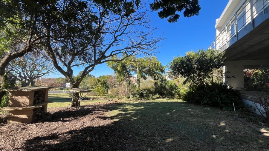 3 Bedroom Property for Sale in Wavecrest Eastern Cape